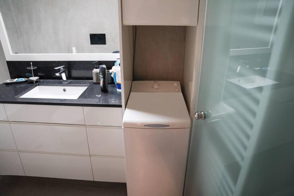 Sigma Sauna Nest Афины Экстерьер фото